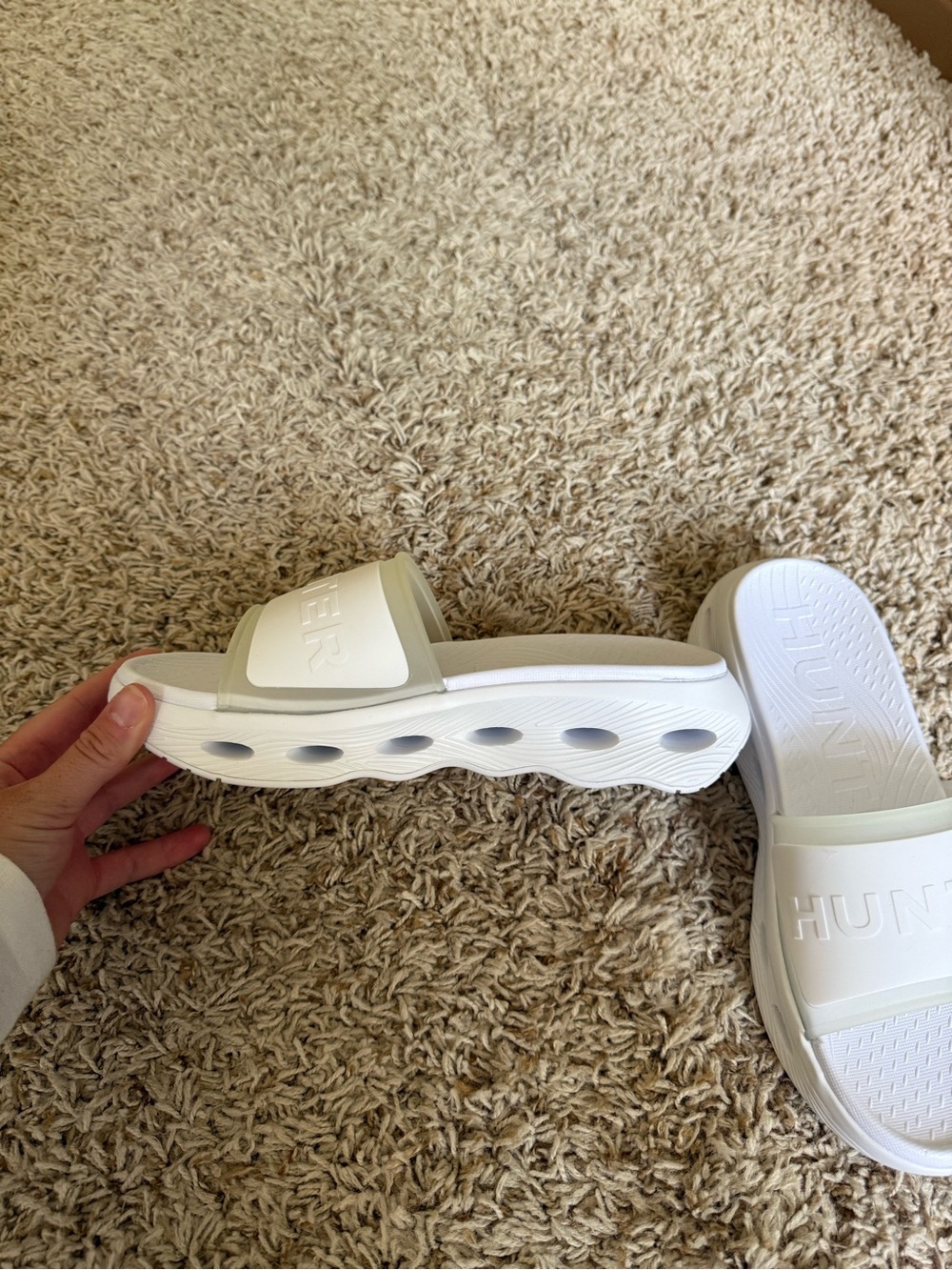 Hunter White Slide Sandals with Cream Trim - Picture 3 of 4